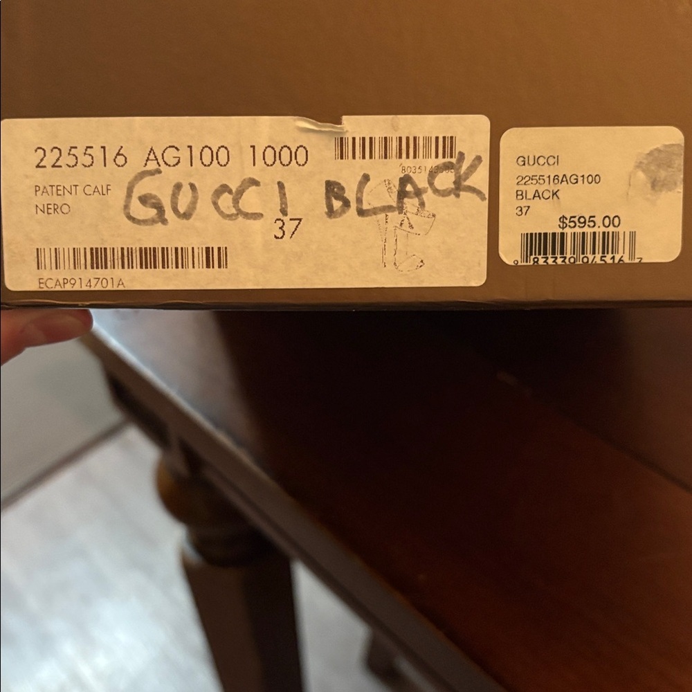 Gucci Black Patent Leather Heels - Picture 10 of 10